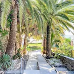 Black&white - Boutique With Sea Views Appartement *