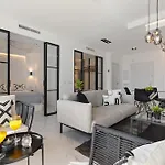Appartement Black&white - Boutique With Sea Views