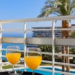 Black&white - Boutique With Sea Views Appartement *