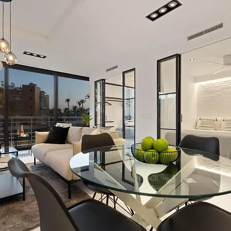 Black And White - Boutique With Sea Views Διαμέρισμα *