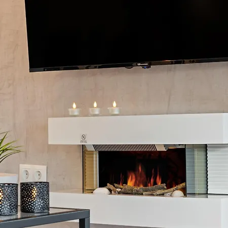 Διαμέρισμα Black And White - Boutique With Sea Views